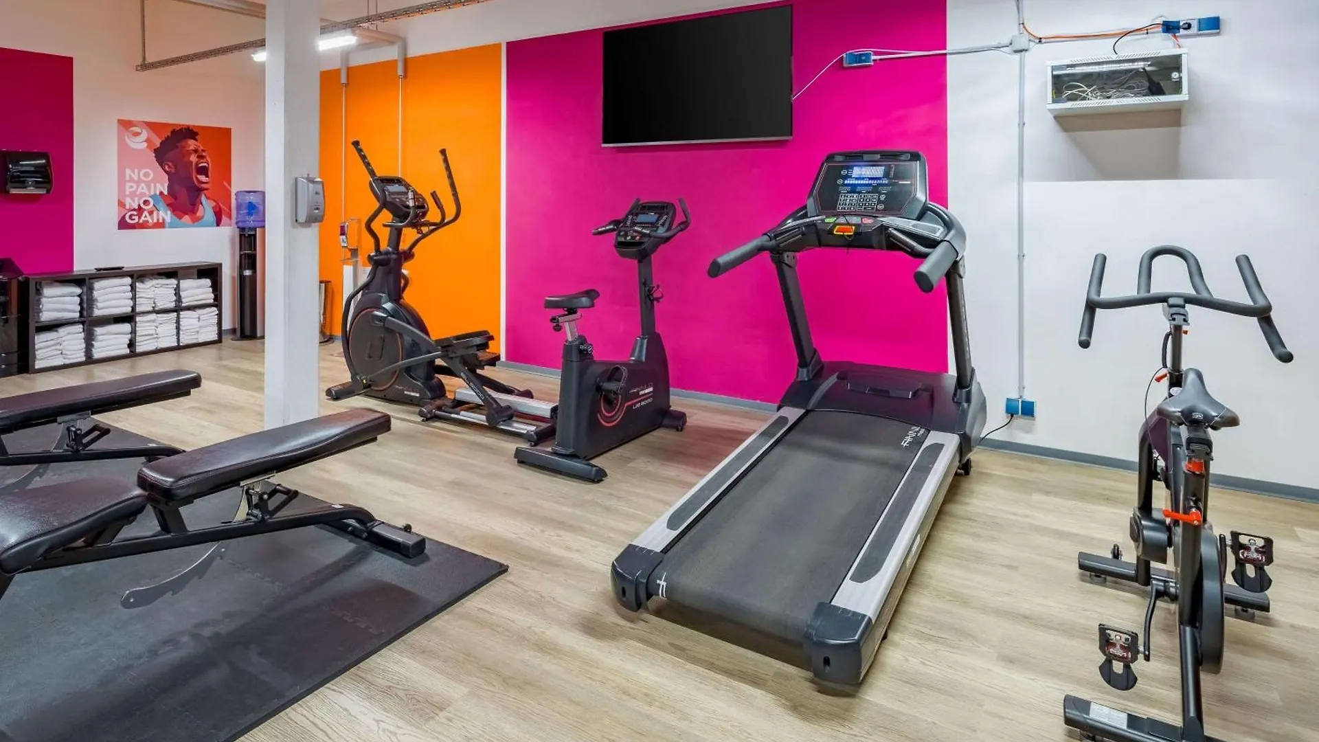 Ramada Encore By Wyndham Munich Messe Hotel