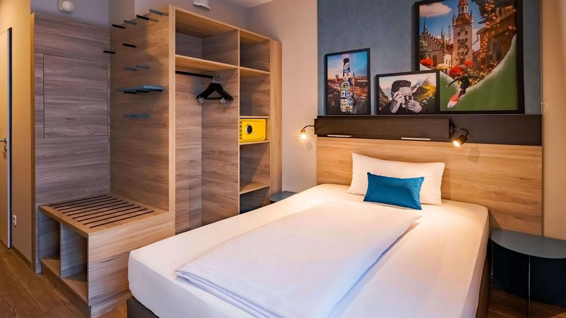 *** Hotel Ramada Encore By Wyndham Munich Messe Alemanha