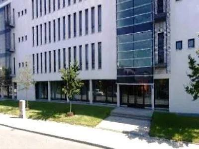 Ramada Encore By Wyndham Munich Messe